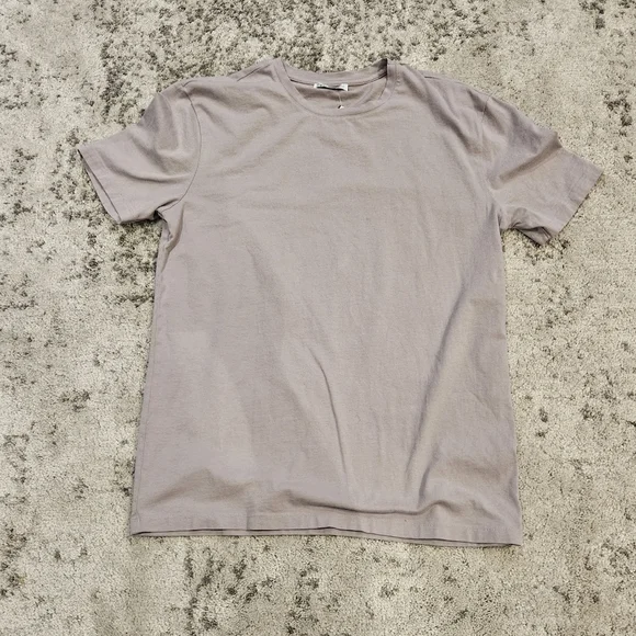 Zara Tee - Picture 4 of 7